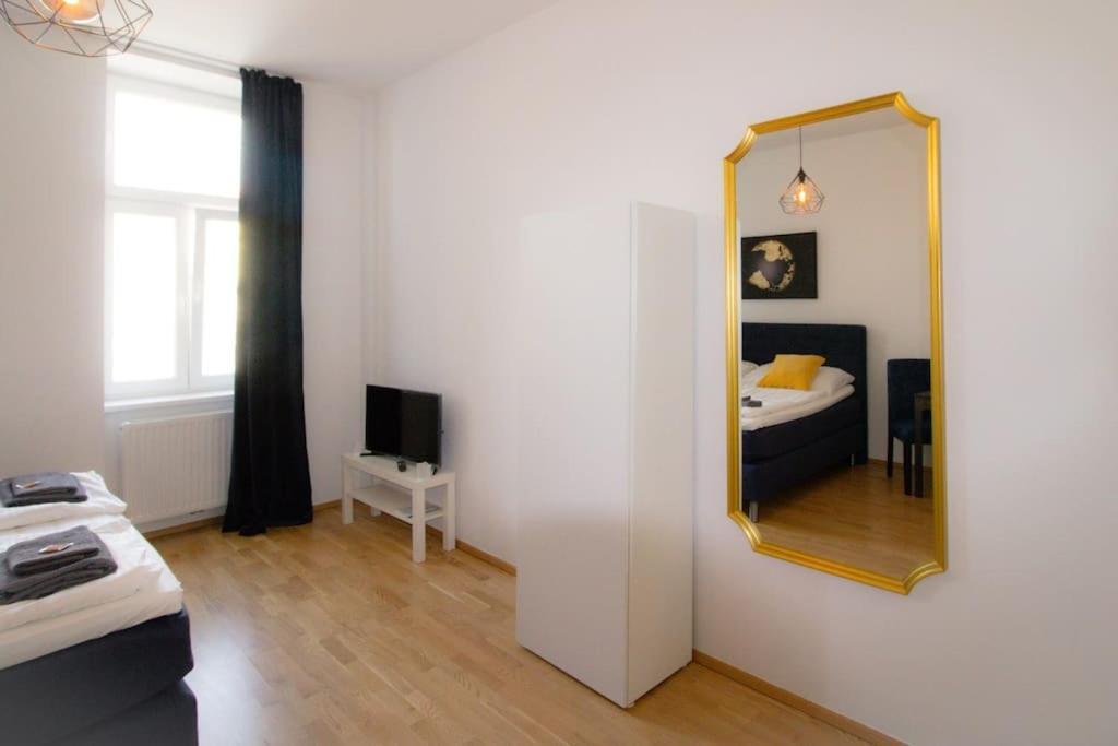 Ferienwohnung Klein & Gemuetlich L Lf15 Wien Exterior foto