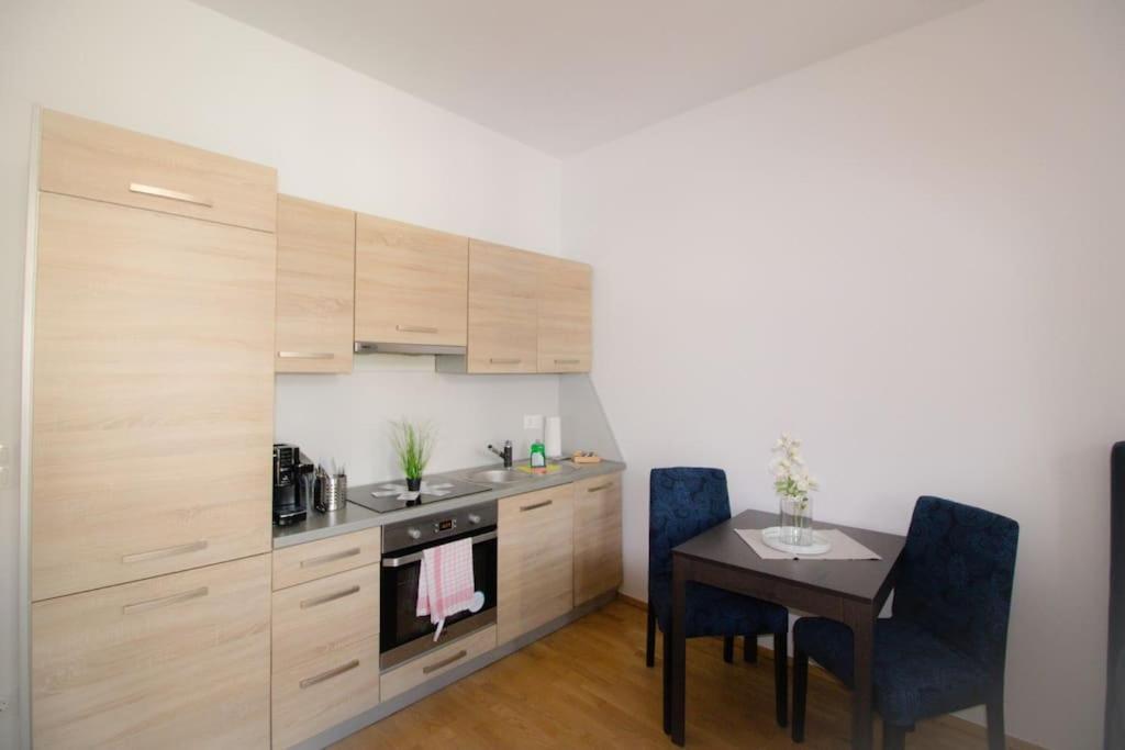 Ferienwohnung Klein & Gemuetlich L Lf15 Wien Exterior foto